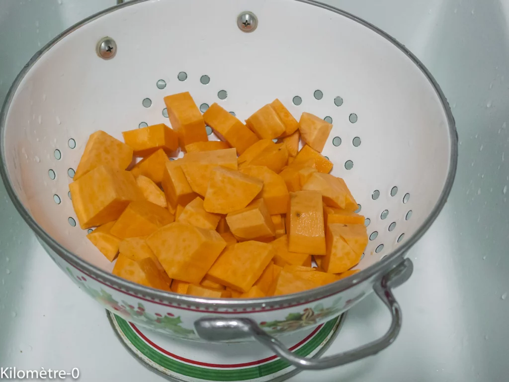 Velouté de chou fleur à la patate douce et au maïs - Étape 1