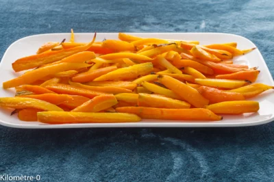 Photo de recette de légumes, carottes au four, four, facile, rapide, bio, léger, apéro, légumes printaniers, primeur, Kilomètre-0, blog de cuisine réalisée à partir de produits de saison et issus de circuits courts