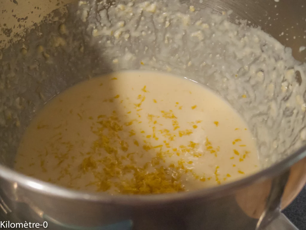 Gâteau facile à la ricotta, citron et aux pépites de chocolat - Étape 4
