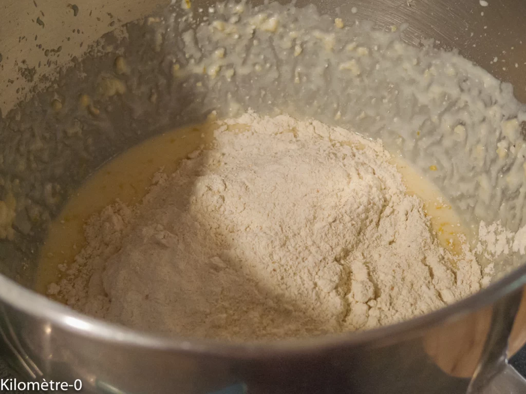 Gâteau facile à la ricotta, citron et aux pépites de chocolat - Étape 5