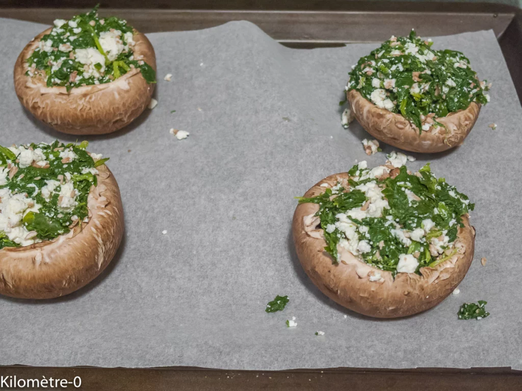 Champignons portobello farcis aux épinards et à la fêta - Étape 4