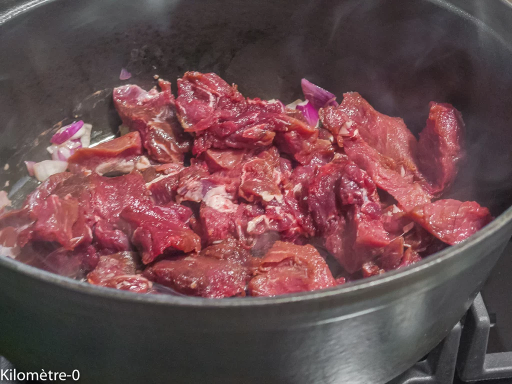 Sanglier aux tomates et artichauts - Étape 2