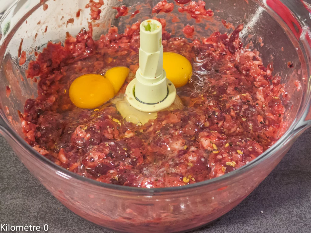 Terrine de foies de volaille, chair à saucisses et châtaignes - Étape 3
