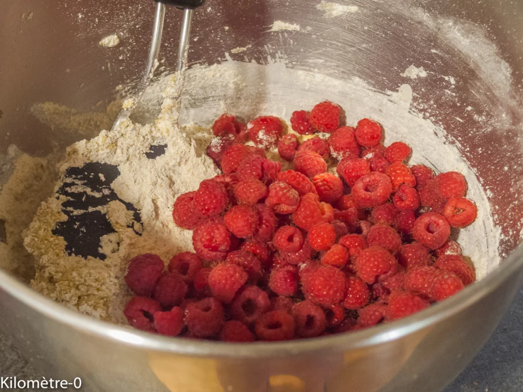 Gâteau du matin aux framboises et pistaches - Étape 4
