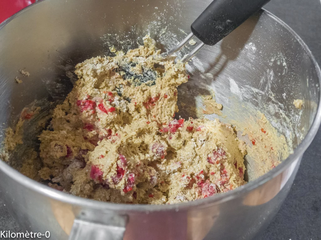 Gâteau du matin aux framboises et pistaches - Étape 5