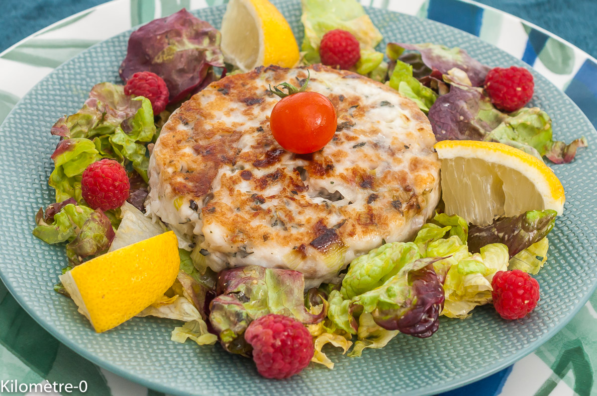 Photo de recette de burger, pavé, poisson, steak de la mer, daurade, dorade, poisson blanc, léger, healthy, Kilomètre-0, blog de cuisine réalisée à partir de produits de saison et issus de circuits courts