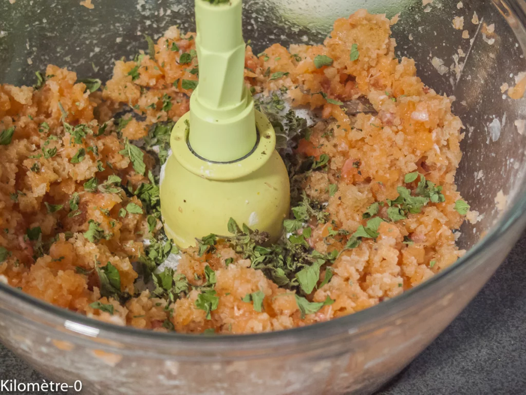 Boulettes de saumon, crème aux crevettes et oignons nouveaux - Étape 7