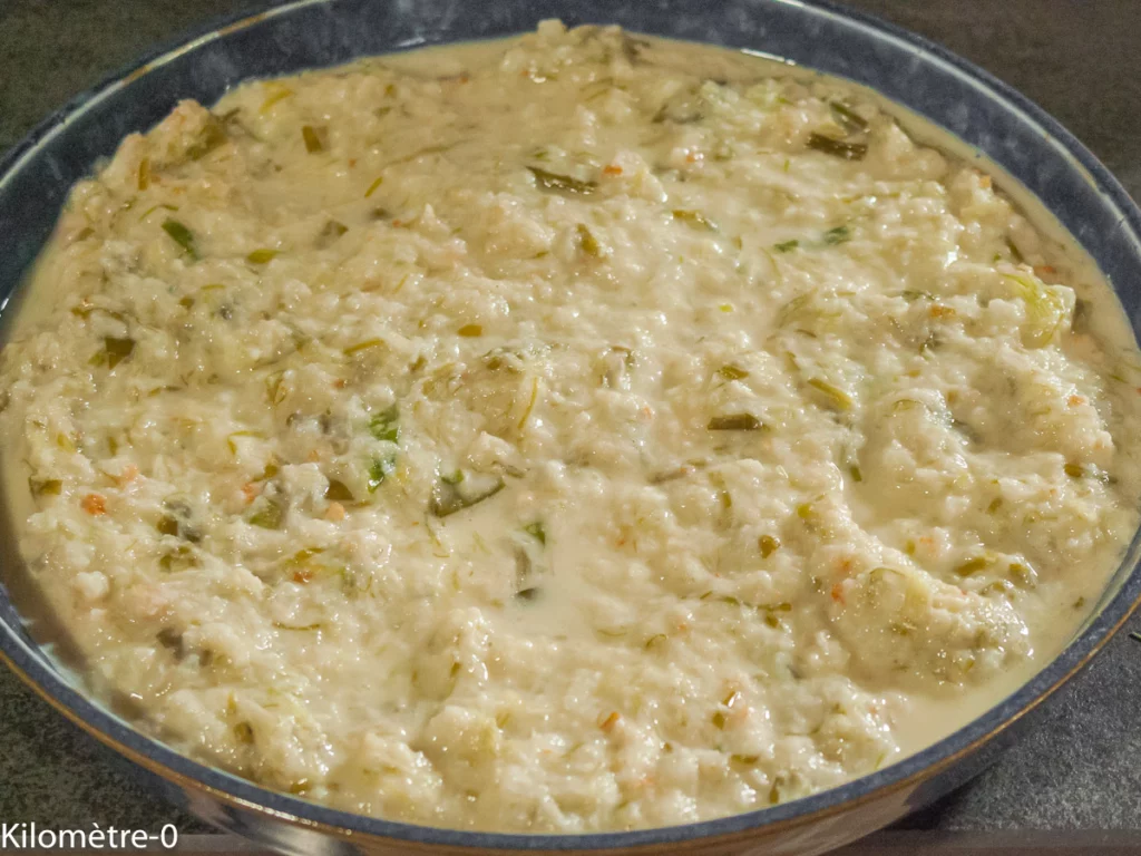 Boulettes de saumon, crème aux crevettes et oignons nouveaux - Étape 11