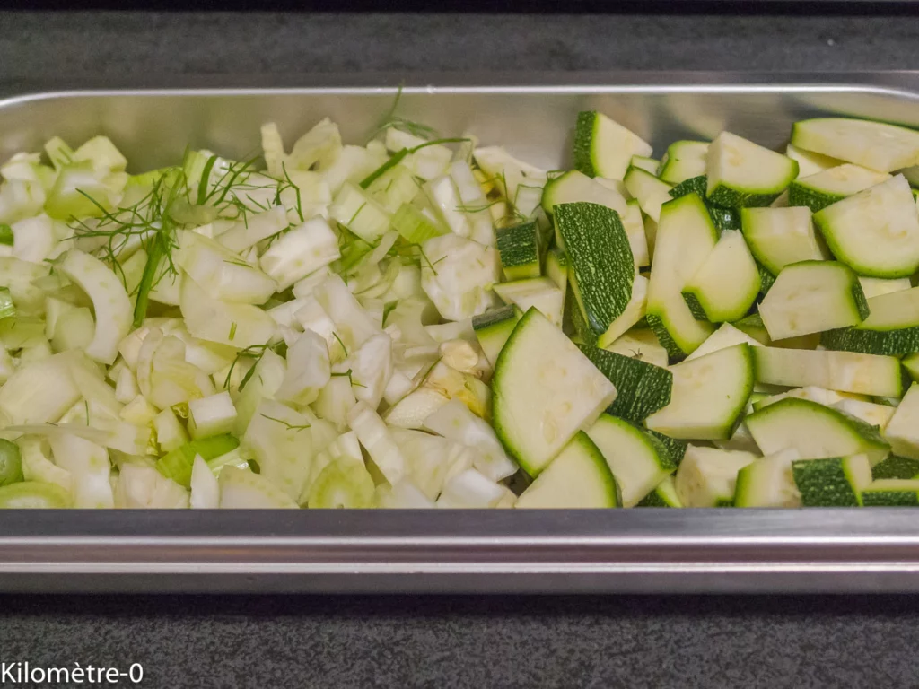 Moules au fenouil, courgette et pesto de fanes de radis - Étape 1