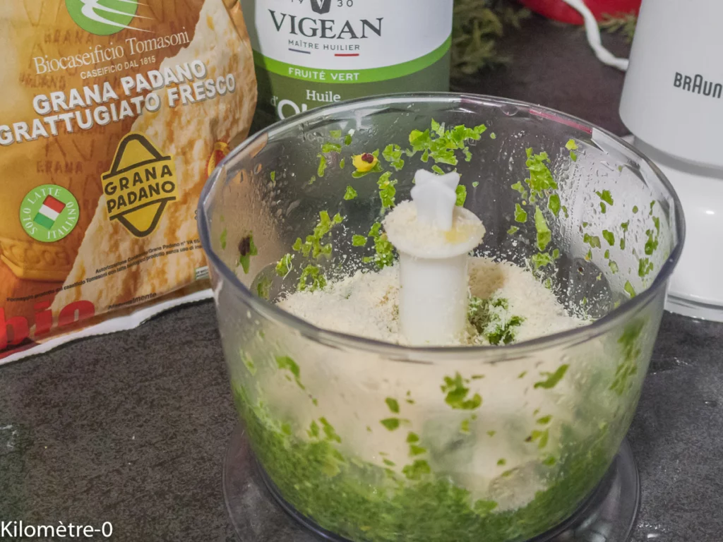 Salade de fenouil et courgette au pesto de fanes de radis - Étape 5