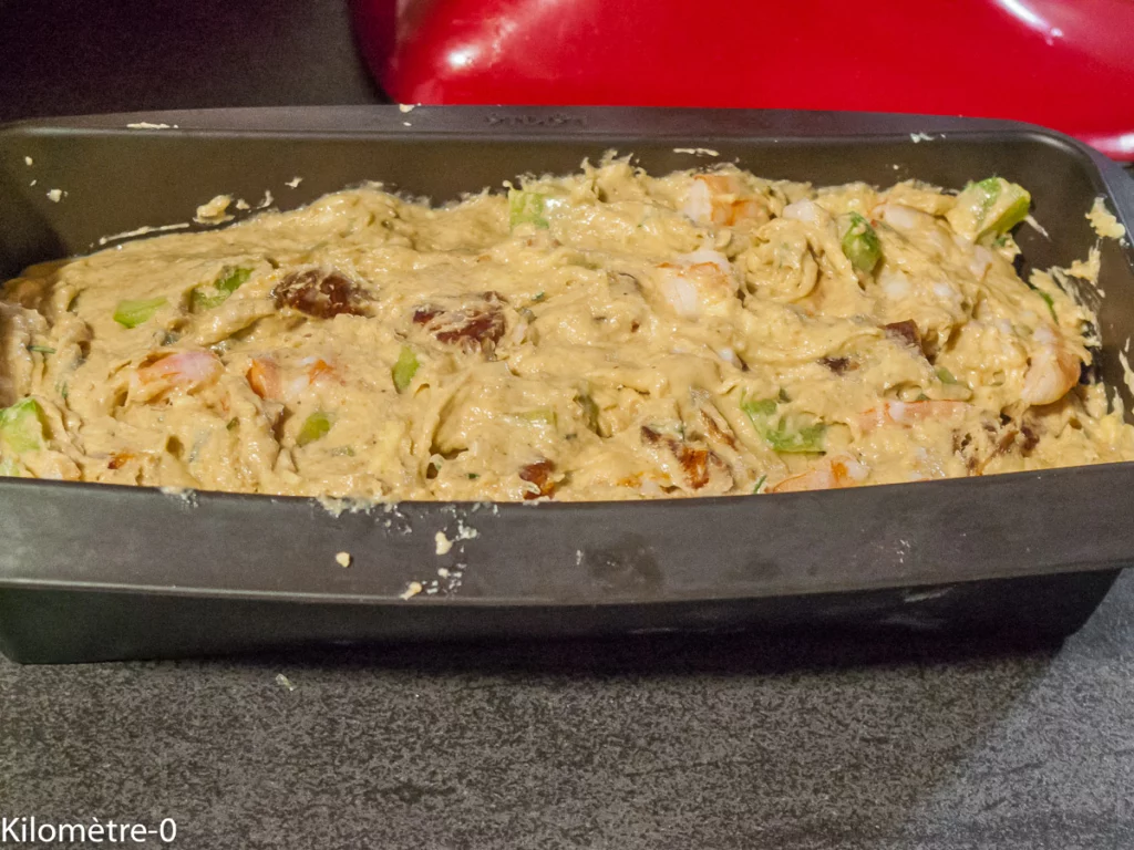 Cake salé au chorizo, crevettes et poivron vert - Étape 5