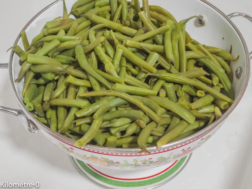 Cake salé au chorizo, haricots verts et olives - Étape 1