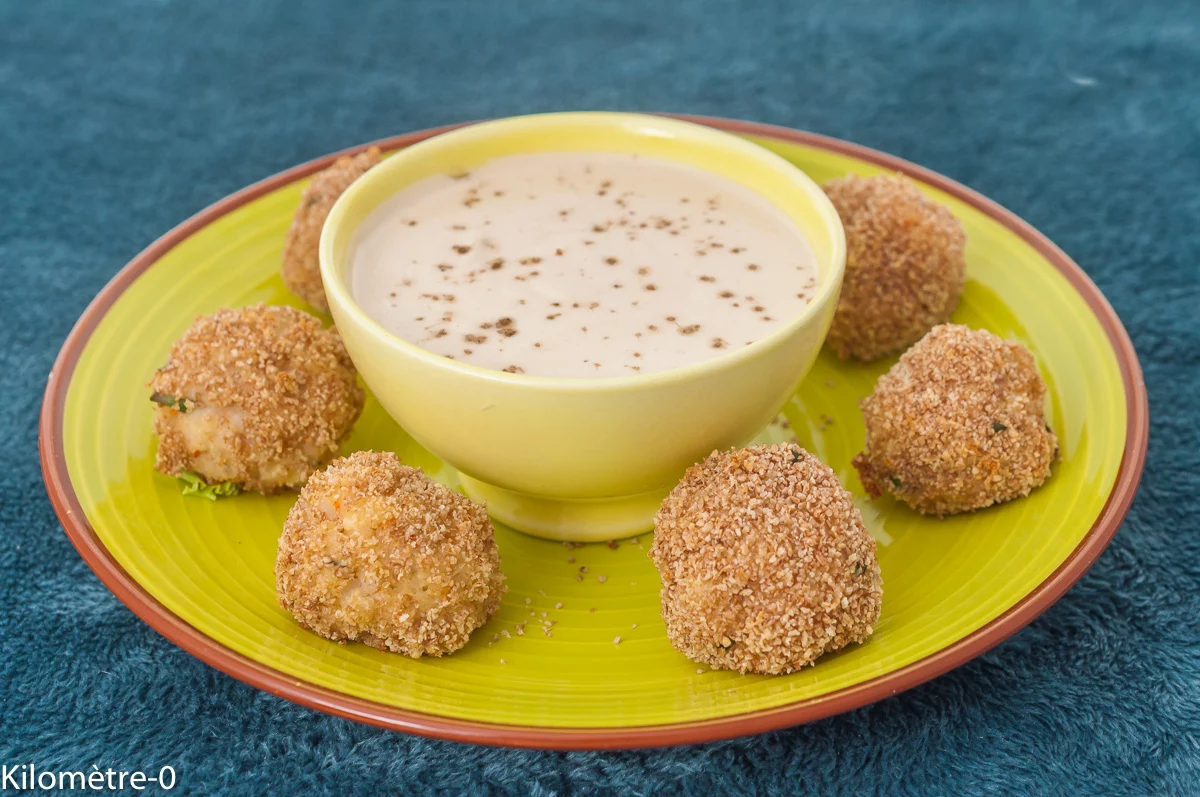 Photo de recette de boulettes, poisson, crustacés, croquettes, crevettes , cuisine exotique, noix de coco, sauce aux cacahuètes, sauce, lait de coco, cacahuète, beurre de cacahuètes, facile, courgettes, crème coco, crème, Kilomètre-0, blog de cuisine réalisée à partir de produits de saison et issus de circuits courts