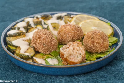 Photo de recette de boulettes, poisson, crustacés, croquettes, crevettes , cuisine exotique, noix de coco, sauce aux cacahuètes, sauce, lait de coco, cacahuète, beurre de cacahuètes, facile, courgettes, crème coco, crème, Kilomètre-0, blog de cuisine réalisée à partir de produits de saison et issus de circuits courts