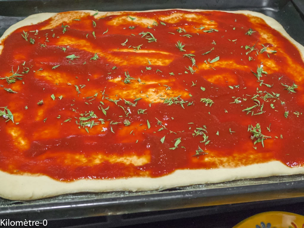 Pizza aux tomates, mozzarella et feta - Étape 2