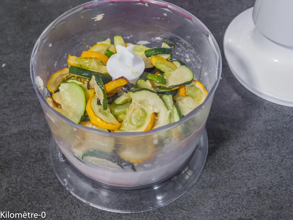 Houmous bowl courgettes et radis - Étape 7
