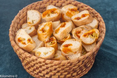 Photo de recette de pain, maison, torsades, apéro, pique nique, olives, chorizo, gourmand, Kilomètre-0, blog de cuisine réalisée à partir de produits de saison et issus de circuits courts