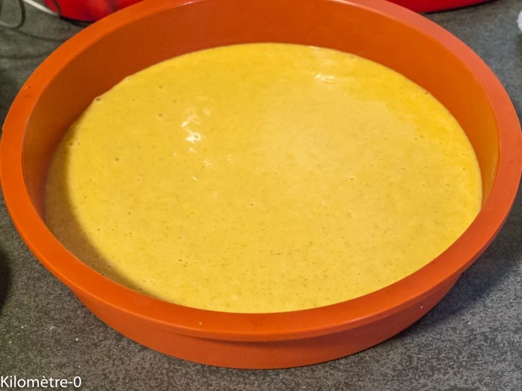 Gâteau fondant aux poires et à la liqueur de litchi - Étape 4