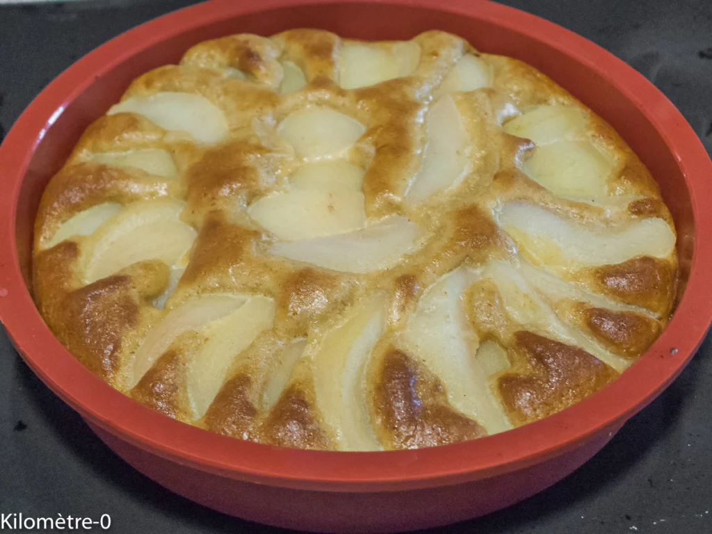 Gâteau fondant aux poires et à la liqueur de litchi - Étape 7