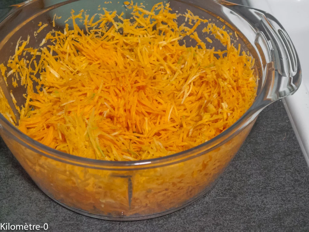 Gâteau de carottes aux graines de tournesol et emmental - Étape 2