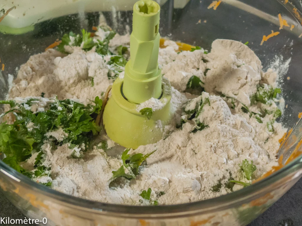 Gâteau de carottes aux graines de tournesol et emmental - Étape 5