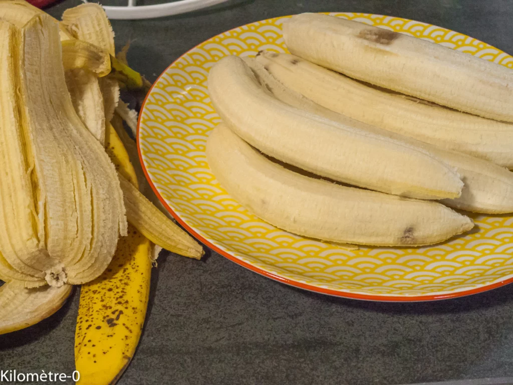 Gâteau du matin avec beaucoup de bananes et du cacao - Étape 1