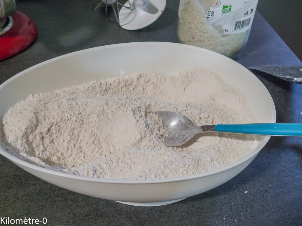 Gâteau du matin avec beaucoup de bananes et du cacao - Étape 4