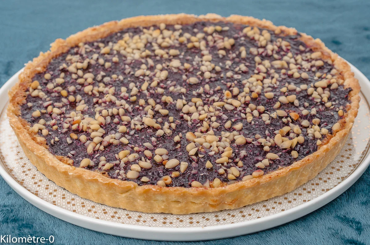 Recette de tarte gourmande aux mûres et à la crème d&rsquo;amandes — pignon de pin et vanille