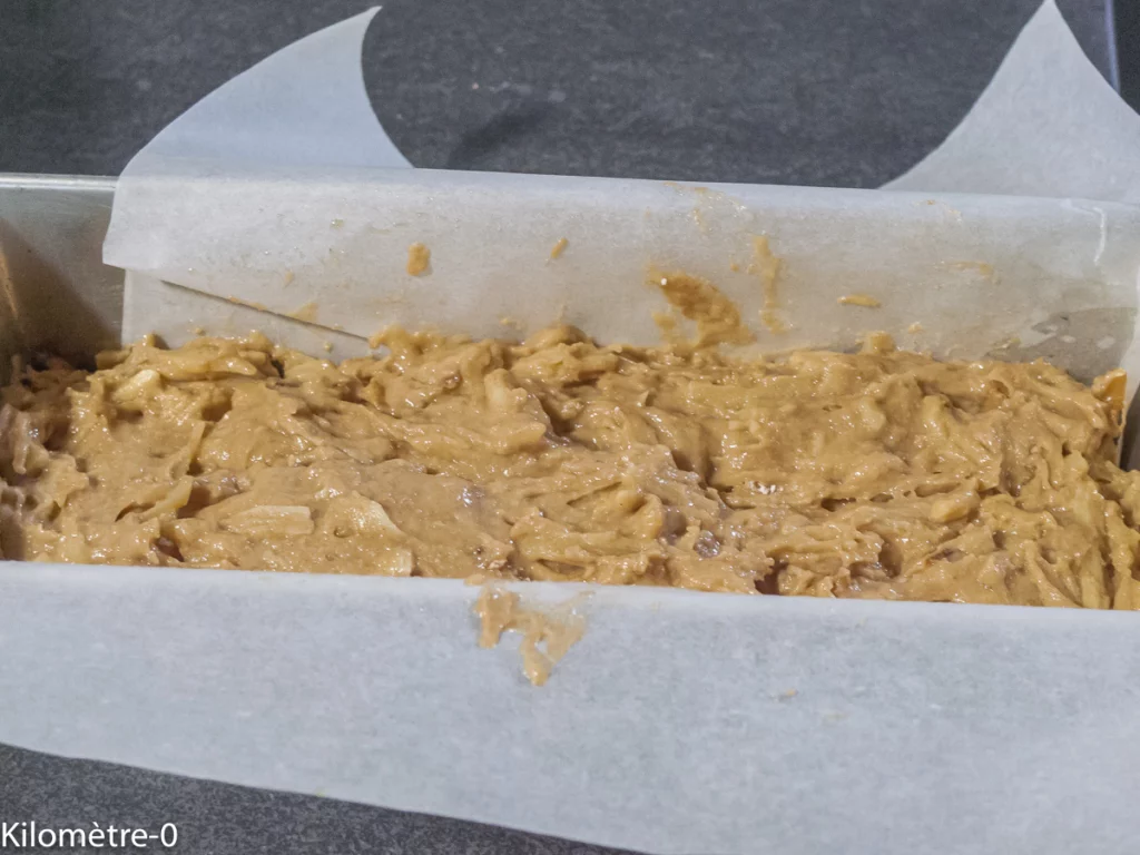 Cake salé aux farines de petit épeautre et de châtaignes, aux noix et au Beaufort - Étape 5