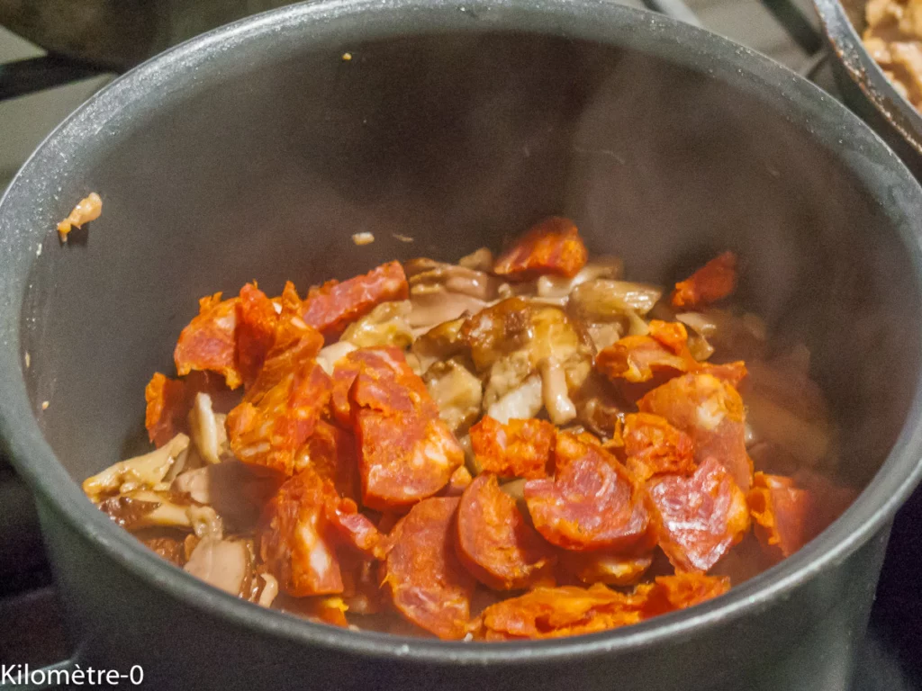 Pâtes aux cèpes, chorizo et parmesan - Étape 3