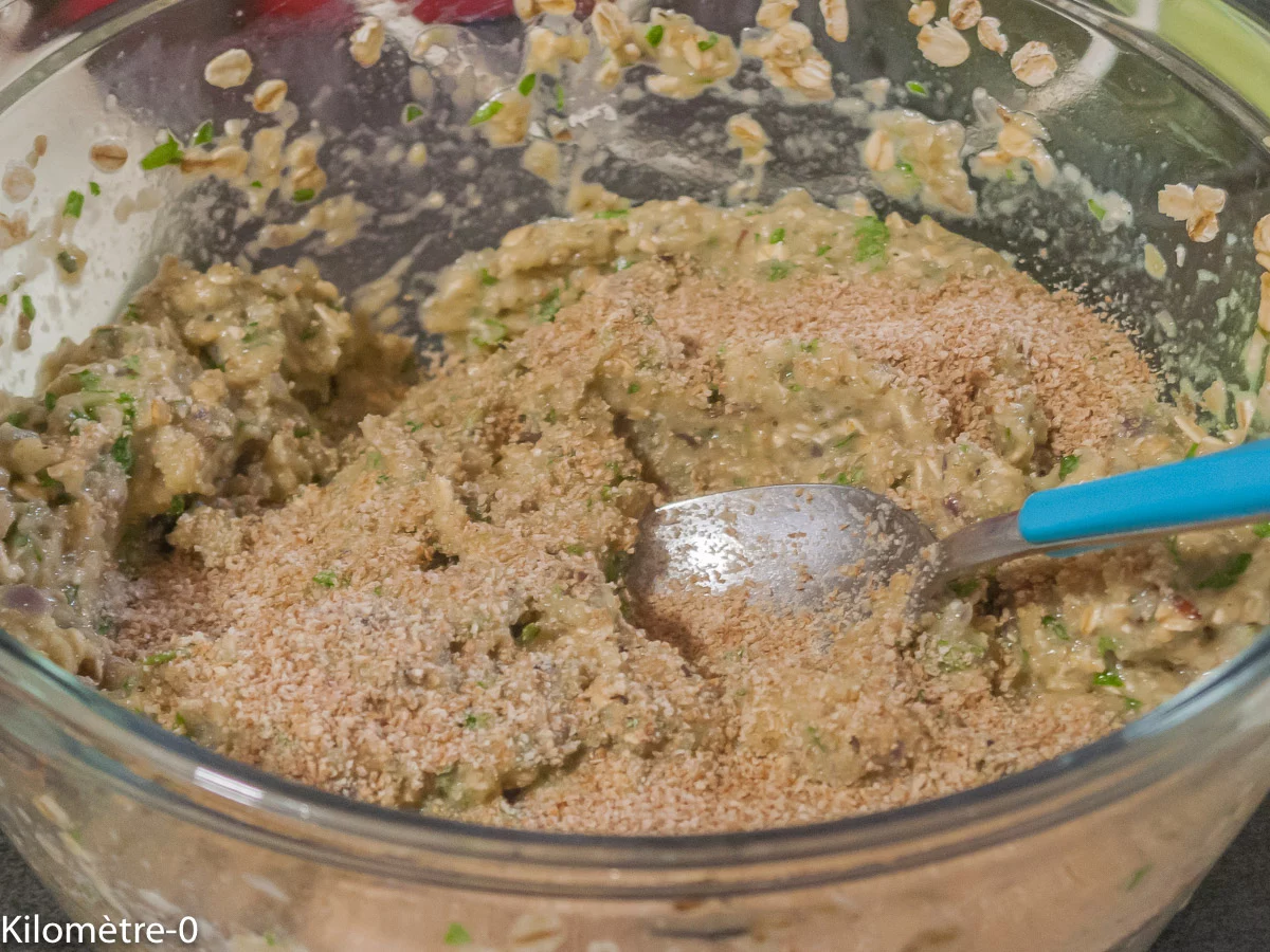 Boulettes d&rsquo;aubergines aux graines sur lit de crème de feta : étape 7 — Mixez de nouveau.