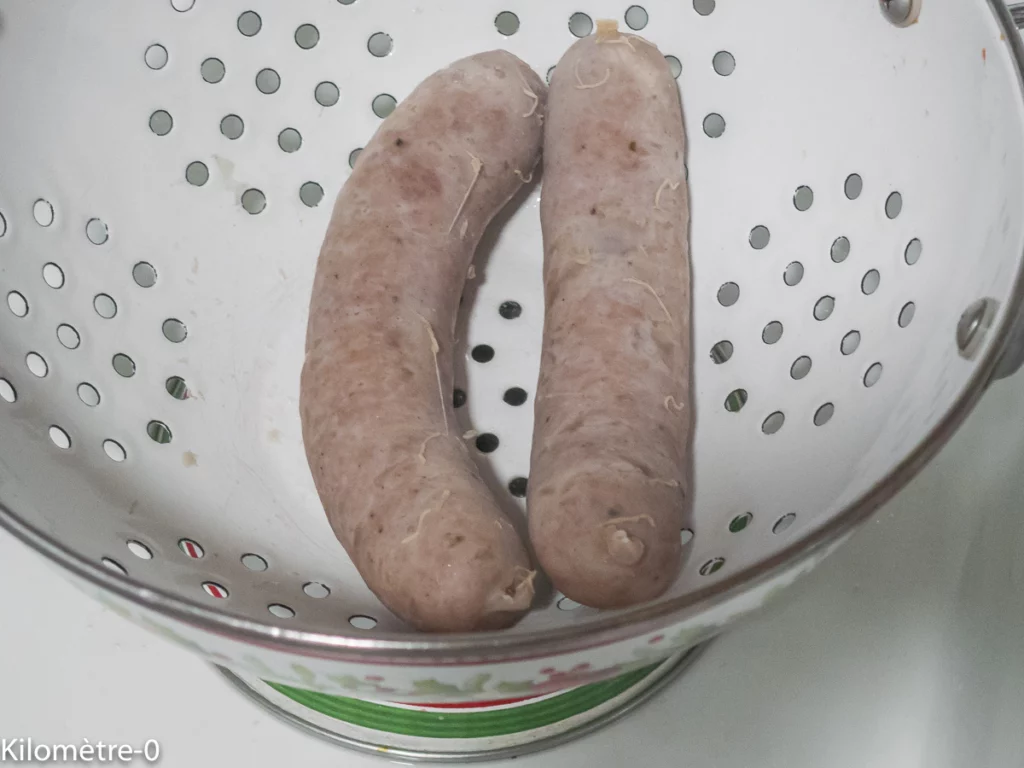 Cake aux pommes et aux saucisses - Étape 1