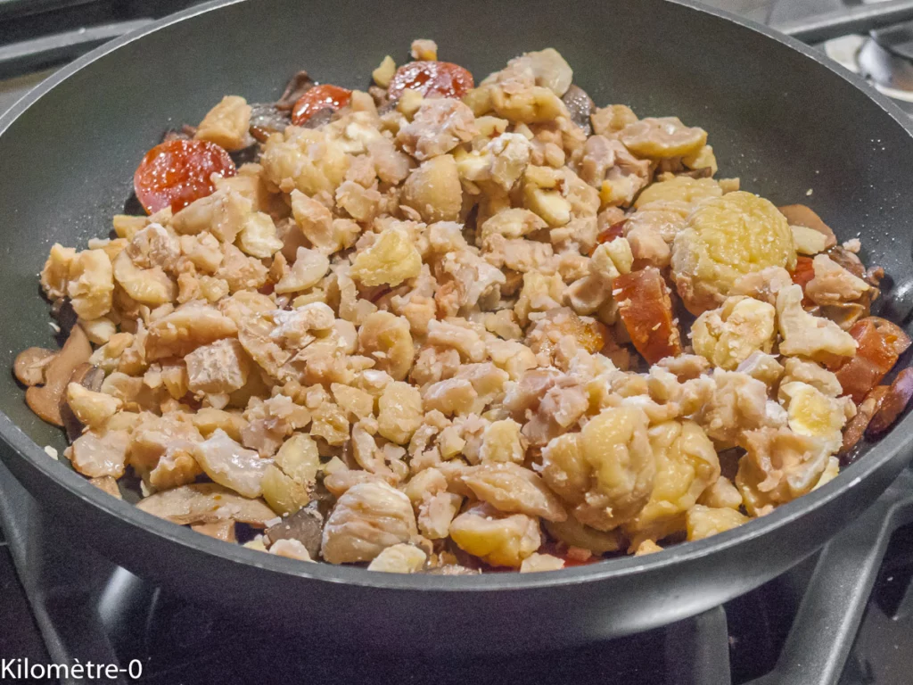 Poêlée de brocolis aux châtaignes, chorizo et champignons - Étape 5