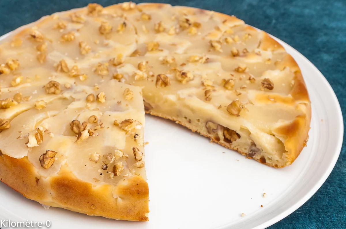 Photo de recette de dessert, automne, hiver, gâteau, gâteau renversé, fruits, poires, noix, facile, rapide, healthy, Kilomètre-0, blog de cuisine réalisée à partir de produits de saison et issus de circuits courts