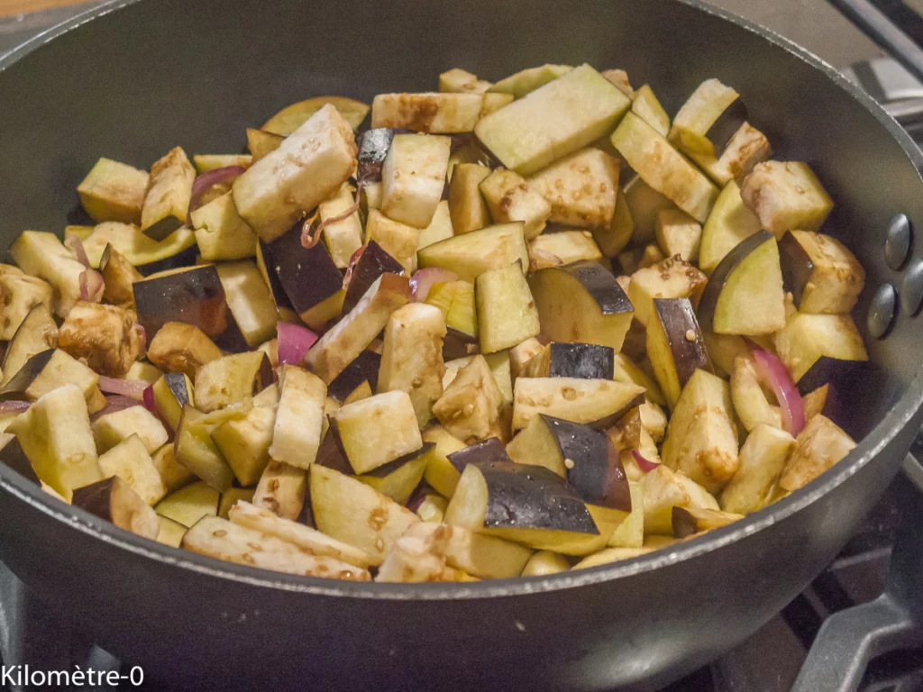 Aubergines confites à la saucisse montbéliarde - Étape 3