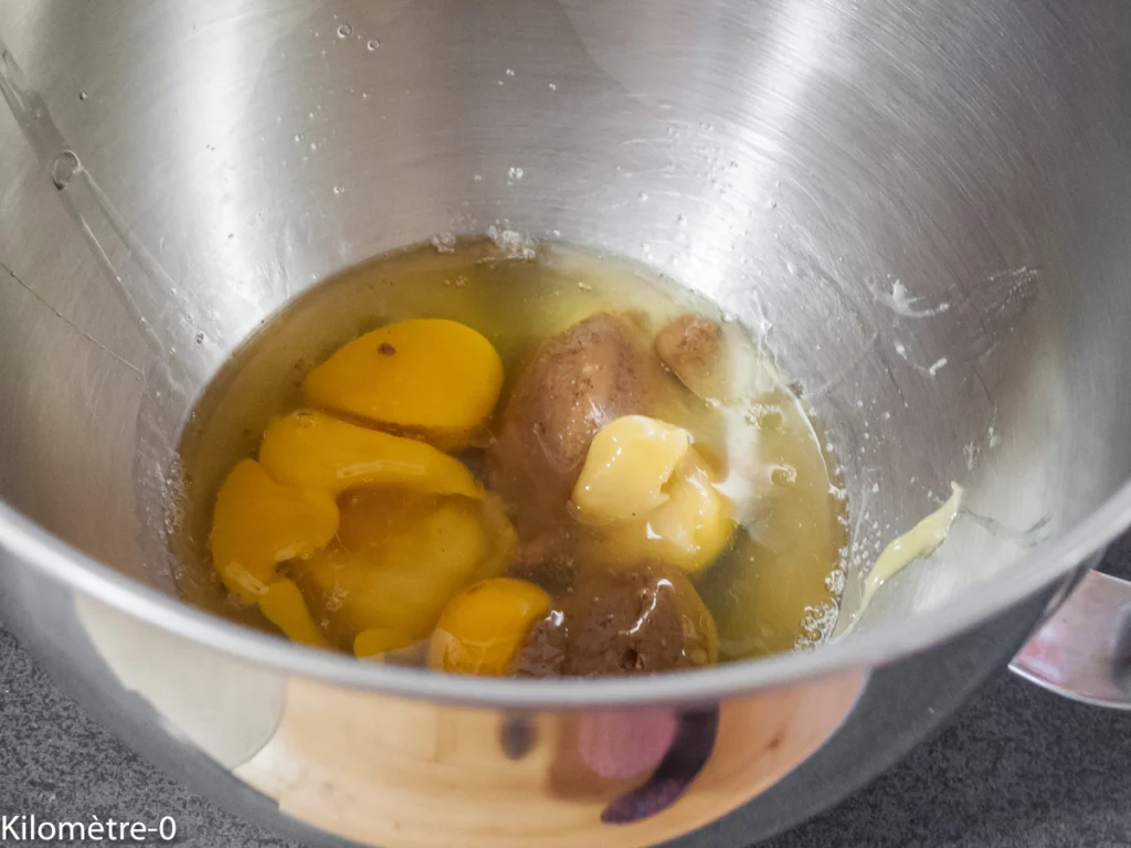 Gâteau du matin aux farines de blé ancien, de pois chiches et de sarrasin, aux bananes et pépites de chocolat - Étape 2