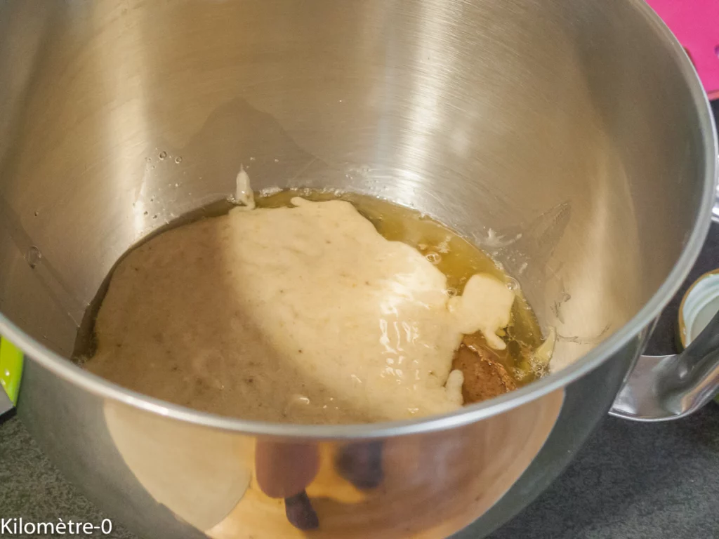 Gâteau du matin aux farines de blé ancien, de pois chiches et de sarrasin, aux bananes et pépites de chocolat - Étape 3