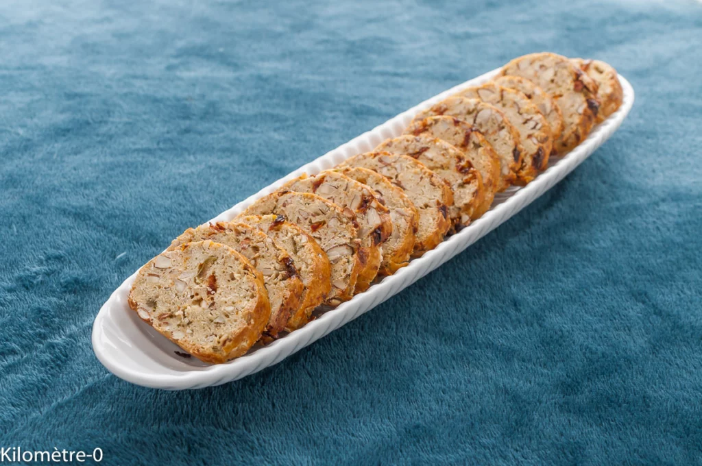 Croquants aux amandes, tomates séchées et olives - Étape 9