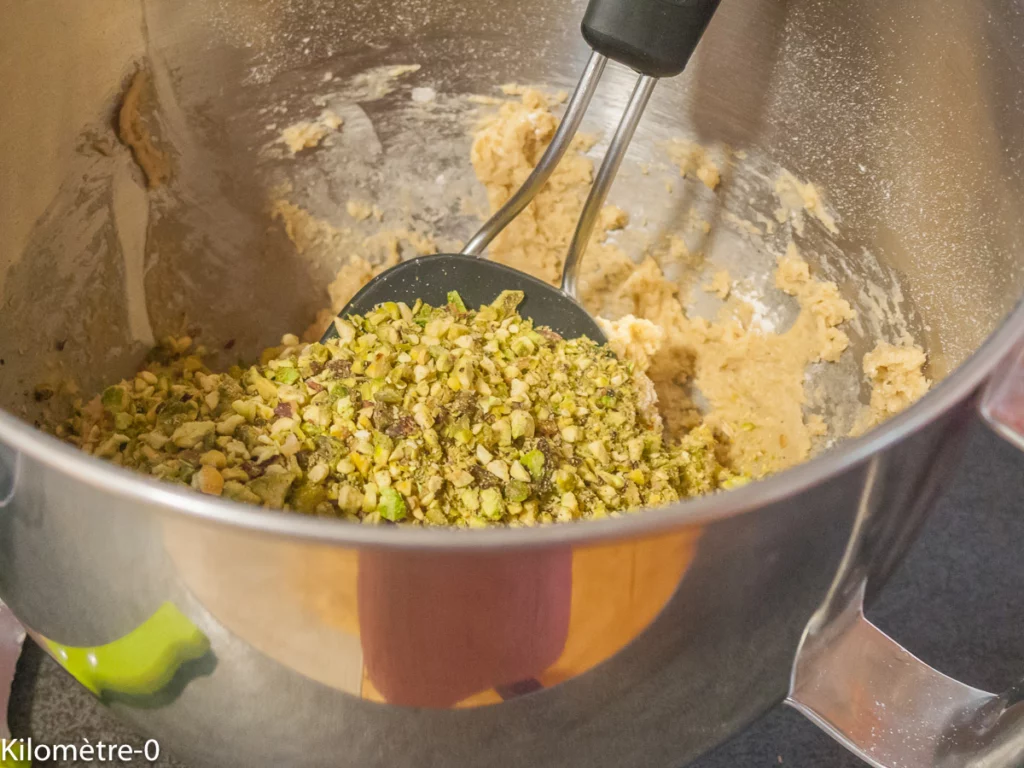 Gâteau du matin aux pistaches et aux cranberries - Étape 5