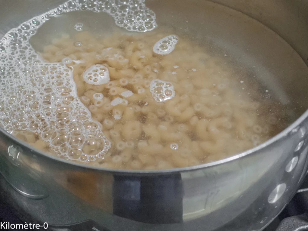 Gratin de coquillettes aux cèpes et au jambon de Parme - Étape 2