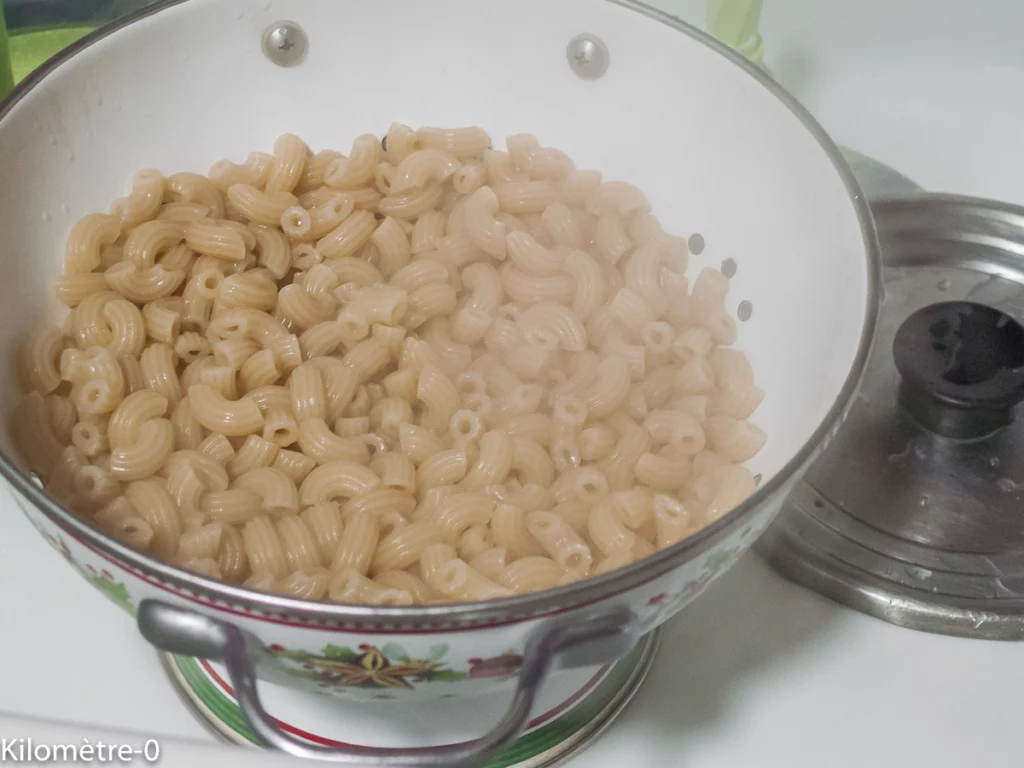 Gratin de coquillettes aux cèpes et au jambon de Parme - Étape 3