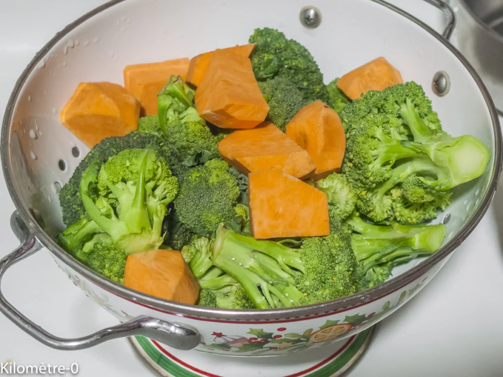 Crème de brocolis et patates douces aux lentilles - Étape 3