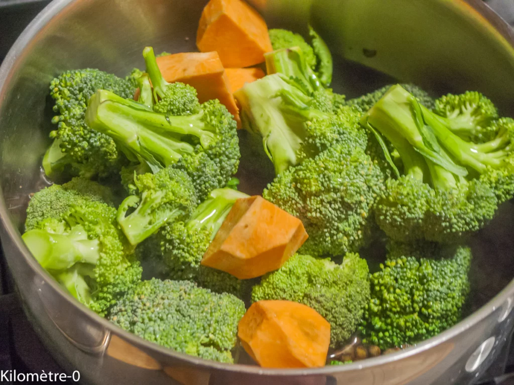 Crème de brocolis et patates douces aux lentilles - Étape 4