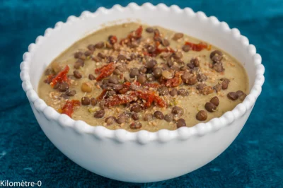 Photo de recette de crème, soupe, velouté, chou, légumes, légumineuses, brocolis, patates douces,  lentilles, facile, automne, hiver, rapide, bio, healthy, complète, Kilomètre-0, blog de cuisine réalisée à partir de produits de saison et issus de circuits courts