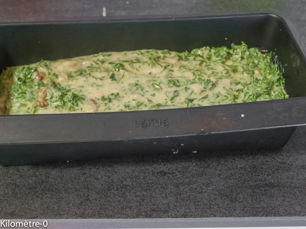 Cake au persil et aux noix - Étape 5