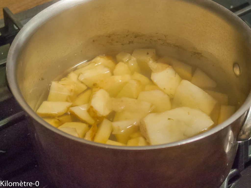 Soupe de céleri rave aux pruneaux - Étape 3