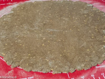 Photo de recette de pâte brisée, croustillante, pâte à tarte, blé noir, sarrasin, facile, rapide, légère, économique, maison, bio, bretonne,  Kilomètre-0, blog de cuisine réalisée à partir de produits de saison et issus de circuits courts