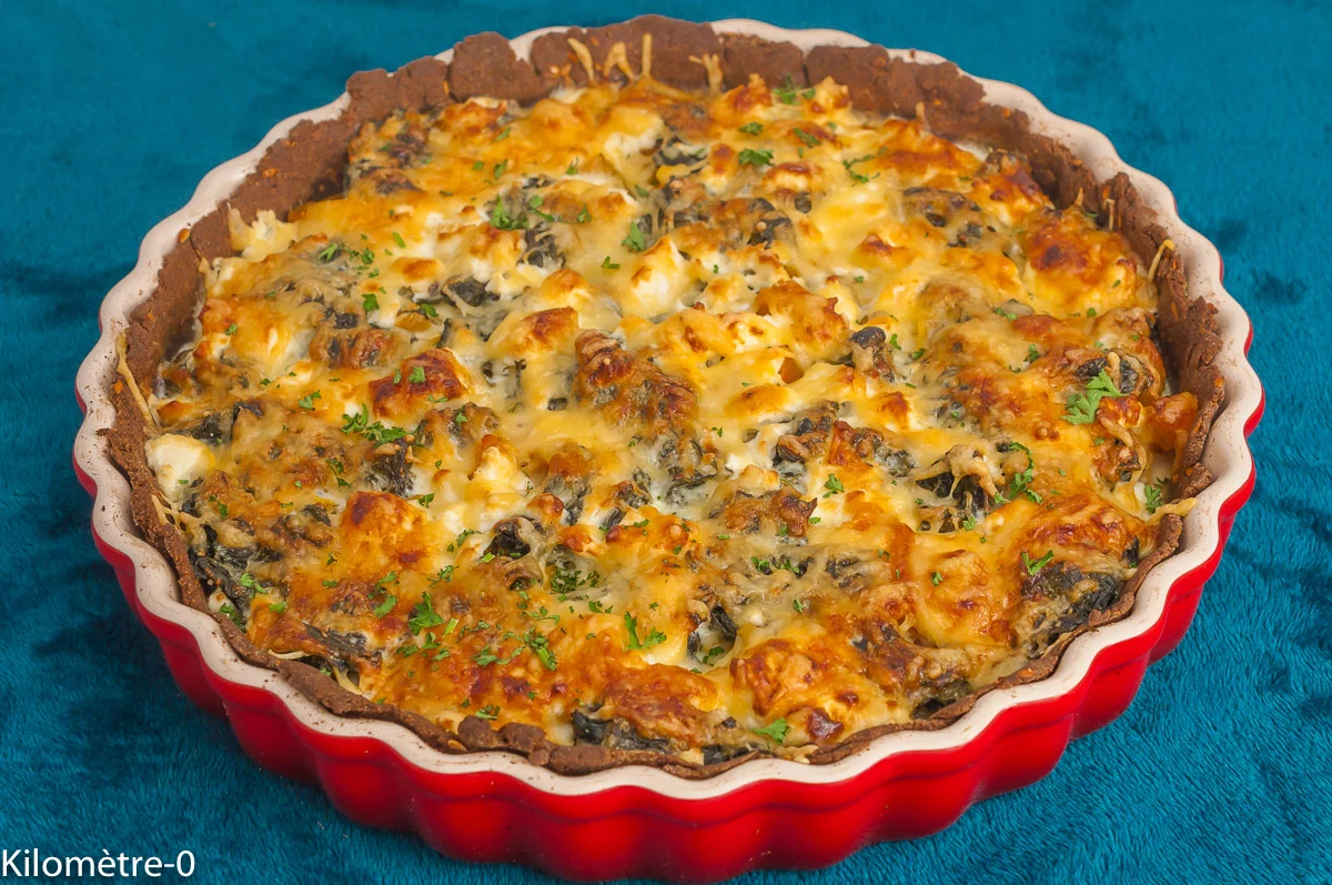 Photo de recette de tarte salée, quiche, automne, hiver, sarrasin, potimarron, épinards, fêta, fromage, courges, légumes, bio, facile, végé, végétarien, complète, Kilomètre-0, blog de cuisine réalisée à partir de produits de saison et issus de circuits courts