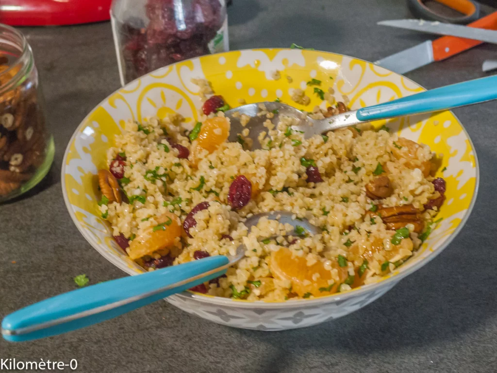 Salade de boulgour aux clémentines, cranberries, noix de pécan et oeuf poché - Étape 5