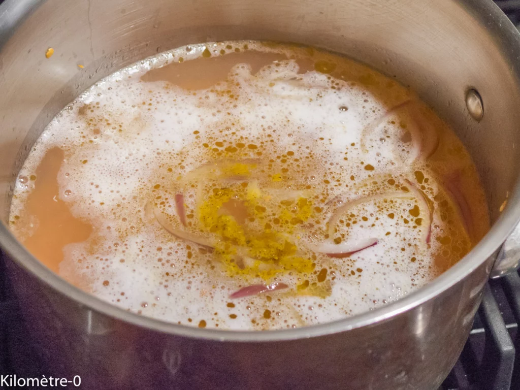 Soupe aux lentilles corail, coco et épinards (dahl soupe) - Étape 3